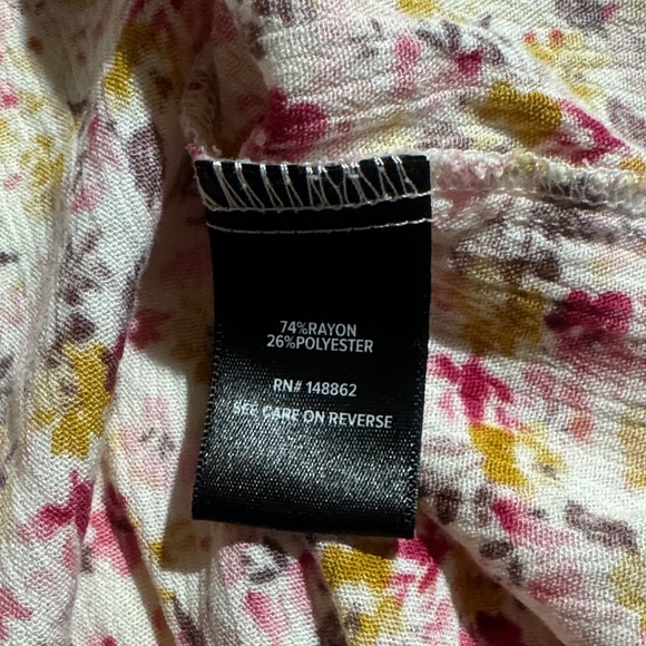 Floral Ruffle Tank Top - Picture 4 of 4